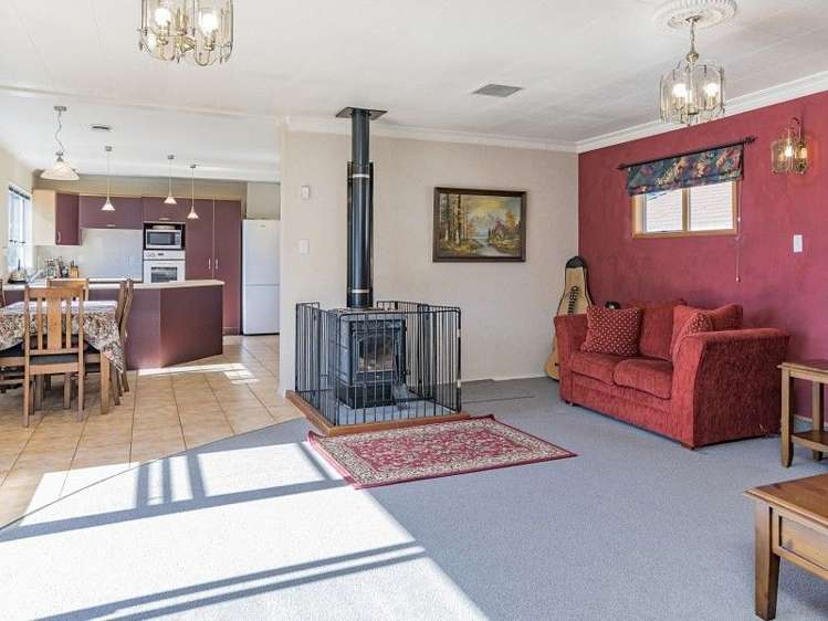 192 Saint Vincent Street Toi Toi_6