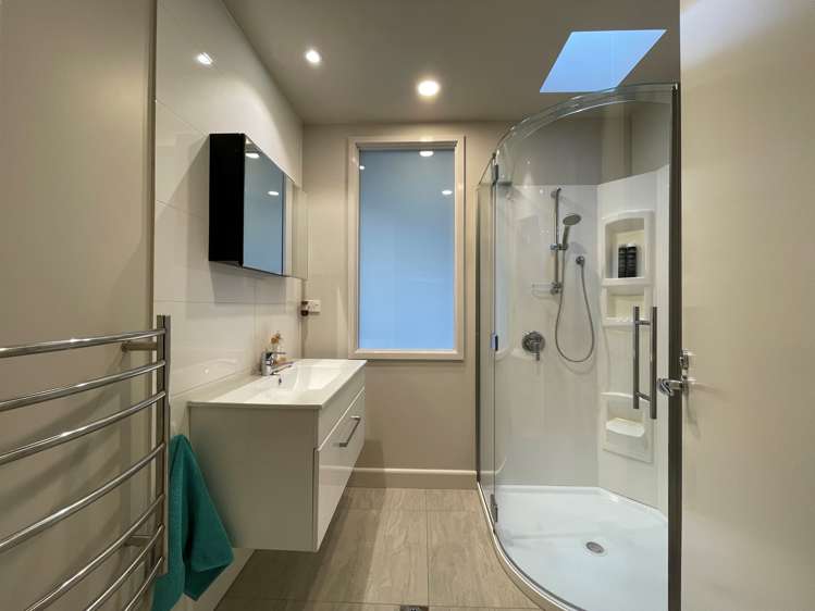 6/9 Bisley Avenue Moana_10