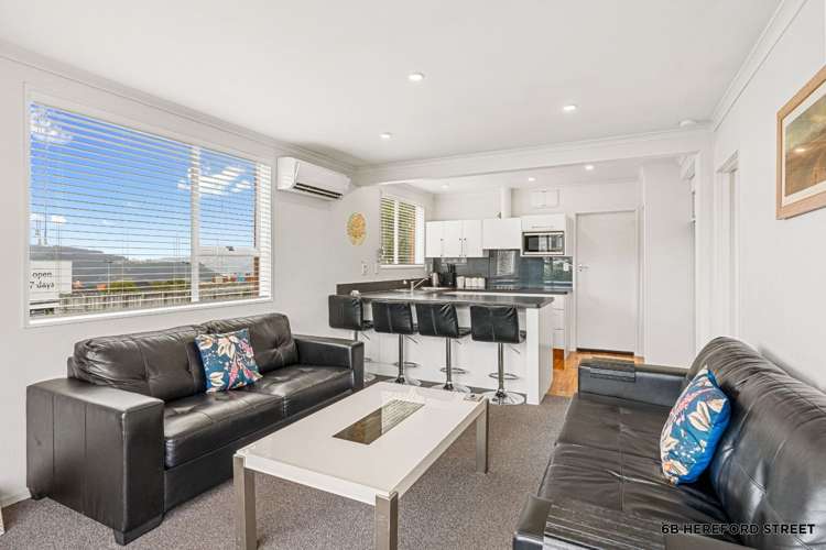 6A & 6B Hereford Street Roslyn_21