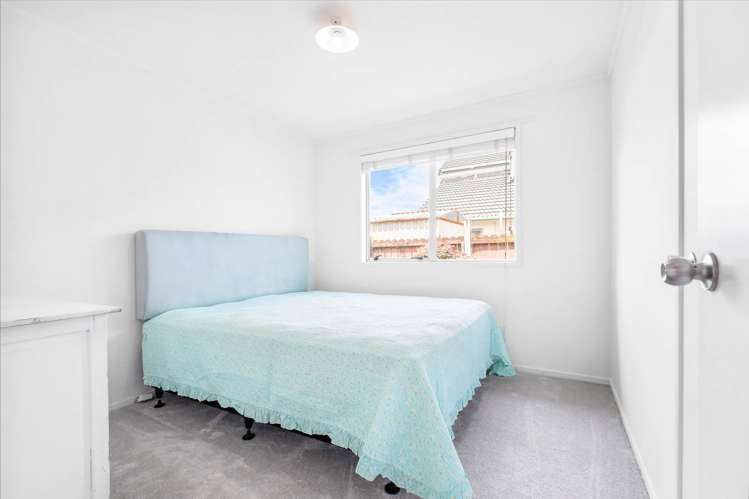 2/3 Edwin Freeman Place Ranui_10