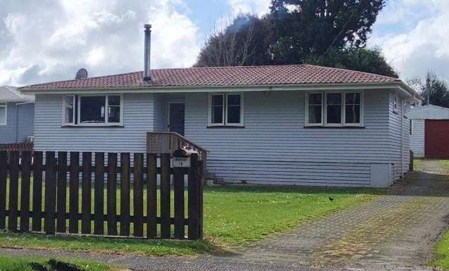 Putaruru - Three Bedrooms