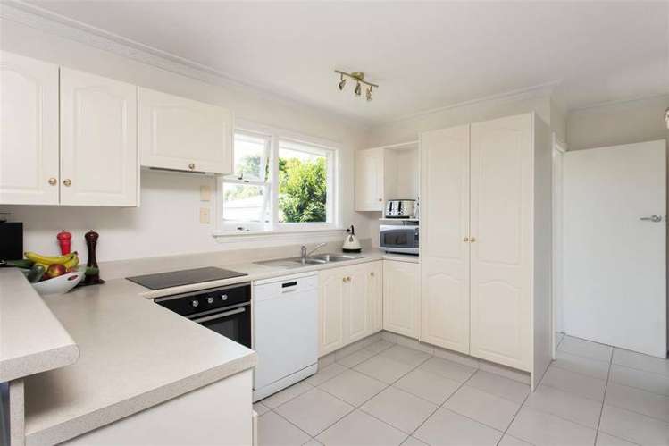 21 Oriana Crescent Hornby_7