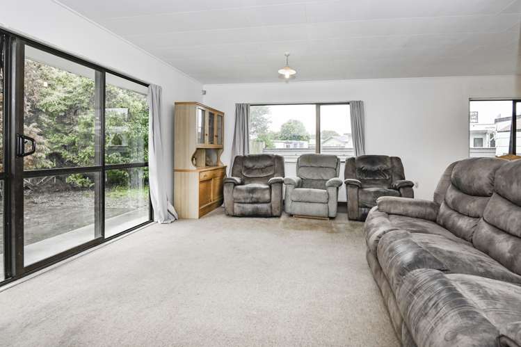 13 Balta Street Flaxmere_7