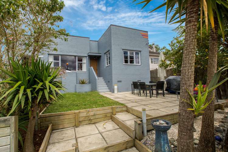 1/2 Riverview Road New Lynn_4