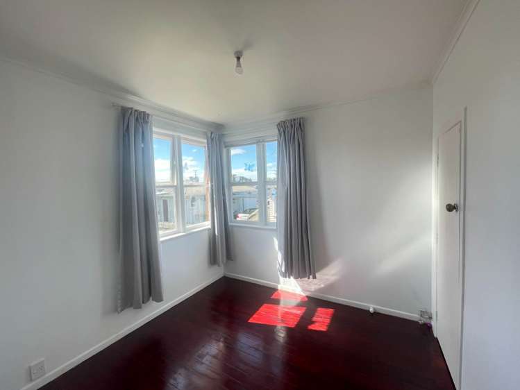 1/7 Barbary Avenue Kelston_5