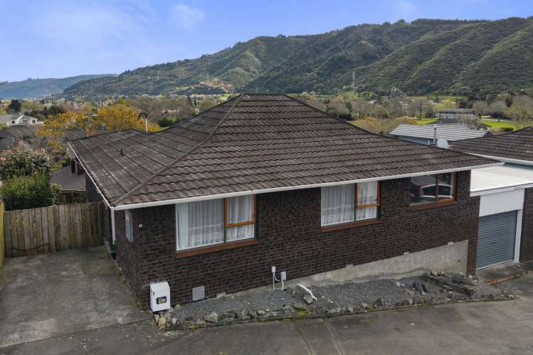1/21a Roband Crescent Brown Owl_22