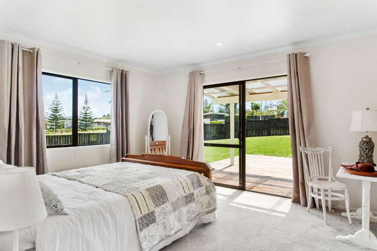 4 Norfolk Drive Mangawhai Heads_5