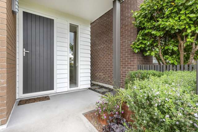2 Kotuku Lane Hobsonville_1