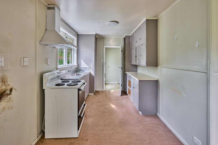 14 Gloucester Street Cannons Creek_8