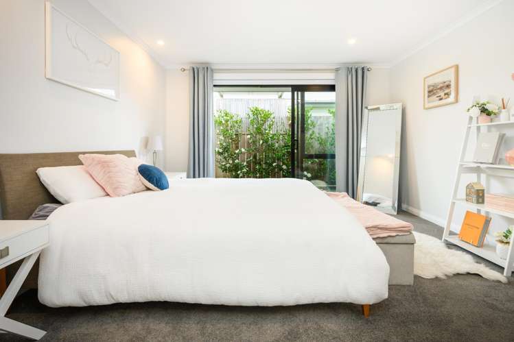 6 Ngaio Street West End_13