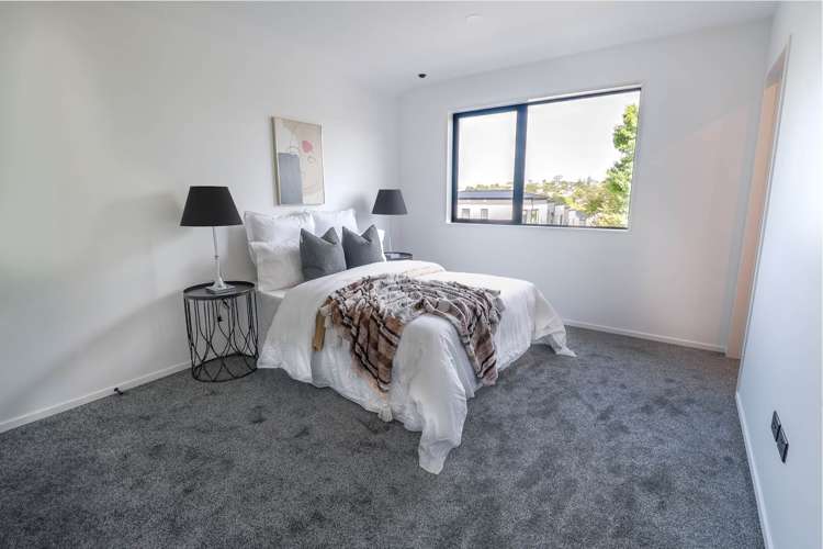 2/6 Broadview Place_4