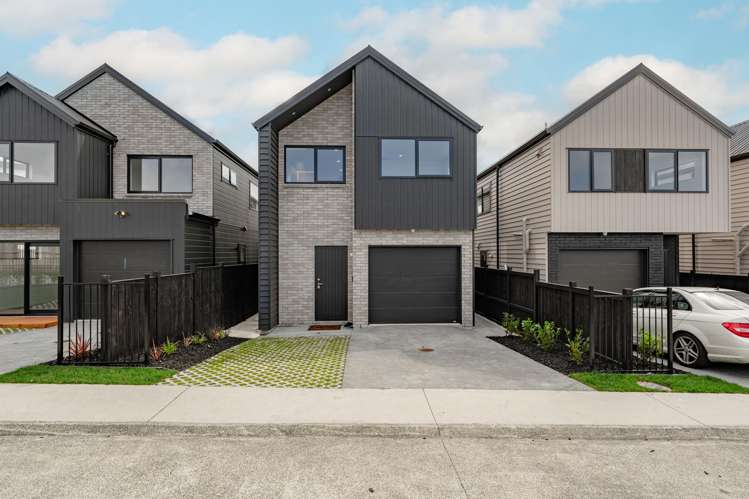 329 Te Taruna Drive Milldale_18
