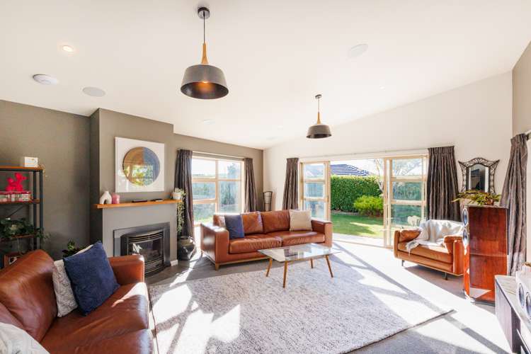 165 Pacific Drive Fitzherbert_15