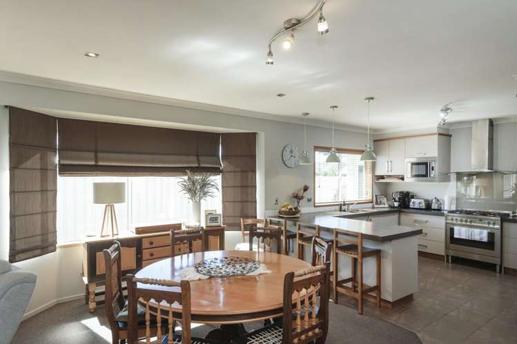 20 Margaret Place Lytton West_34
