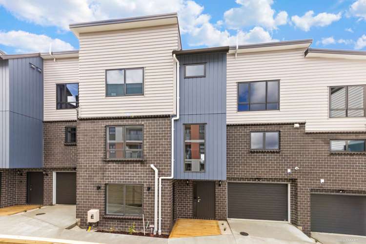 3182c Great North Road New Lynn_19