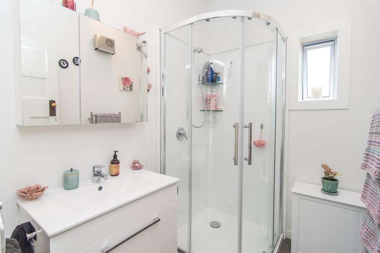 15 Saint George Street Watlington_11