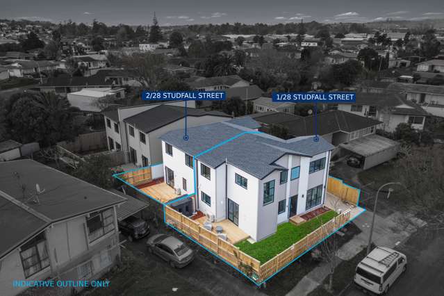 1 & 2/28 Studfall Street Pakuranga Heights_4