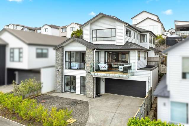 Space, Flexibility & Family Living in Long Bay