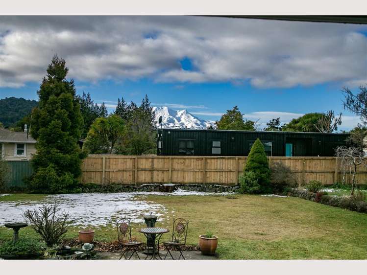 94 Goldfinch Street Ohakune_18