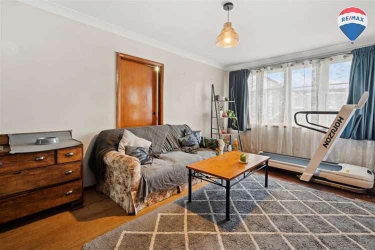 89 Hewer Crescent Naenae_4