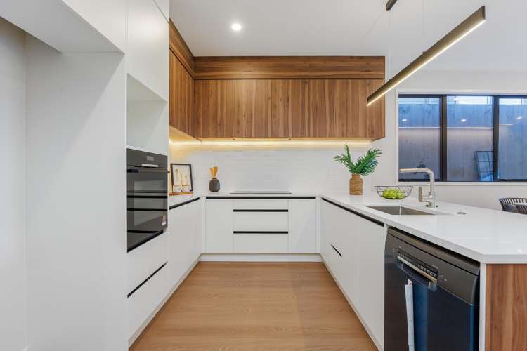 68 Huanui Drive Orewa_6