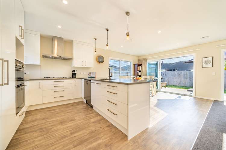 6 Poulson Grove Trentham_5