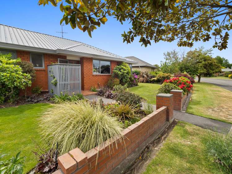 123 Pages Road Allenton_1