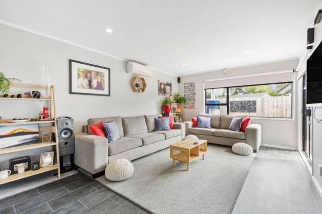 1/77 Santiago Crescent Unsworth Heights_4