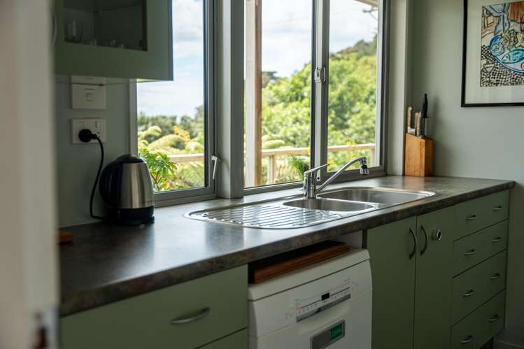 2E Petersons Hill Road Stewart Island_10