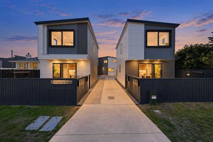 92 Gloria Avenue_0