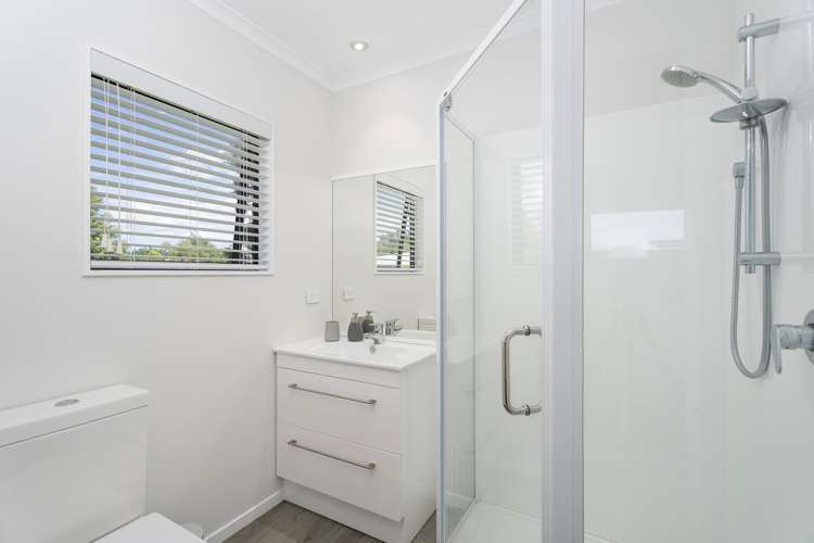 8 Voyager Place Cooks Beach_16