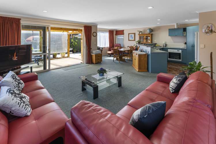 305 The Ridgeway Stoke_9