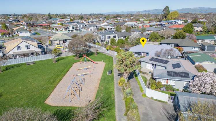 2/28 Canberra Place Redwood_18