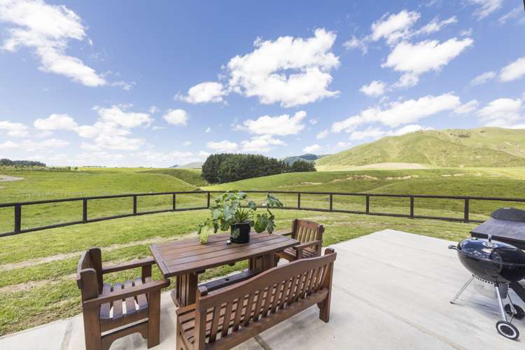 34 Highland View Drive Tokomaru_15
