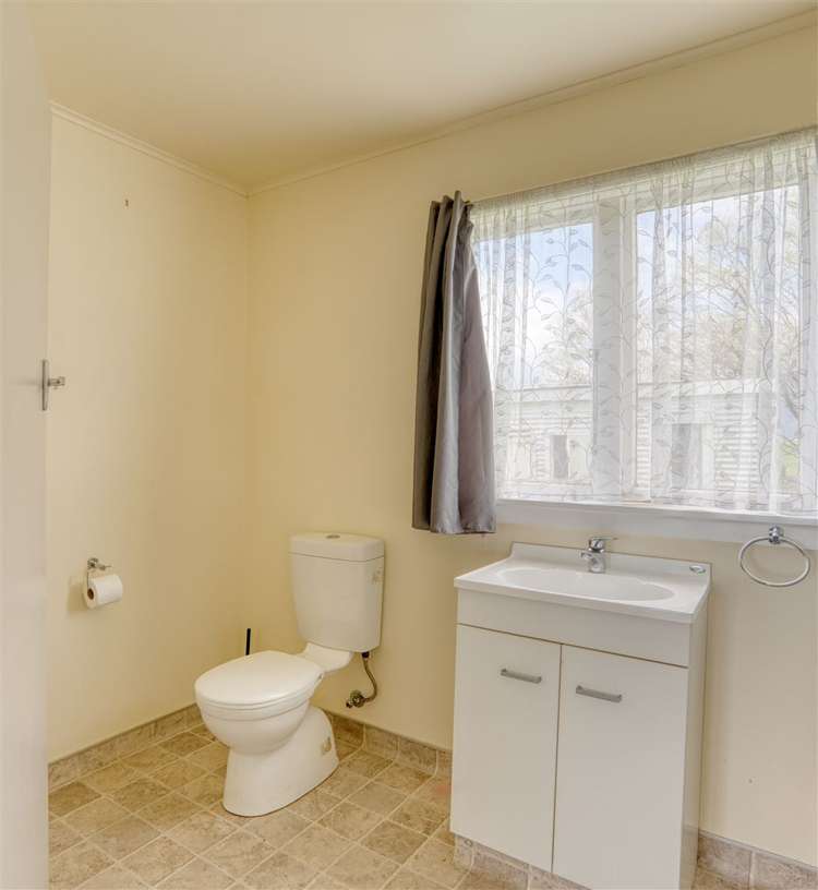 16 Wanganui Flat Road Harihari_8