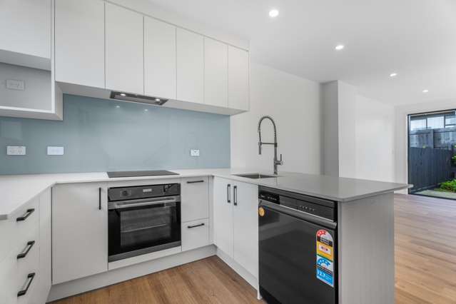 16 Tupuke Lane 10044_2