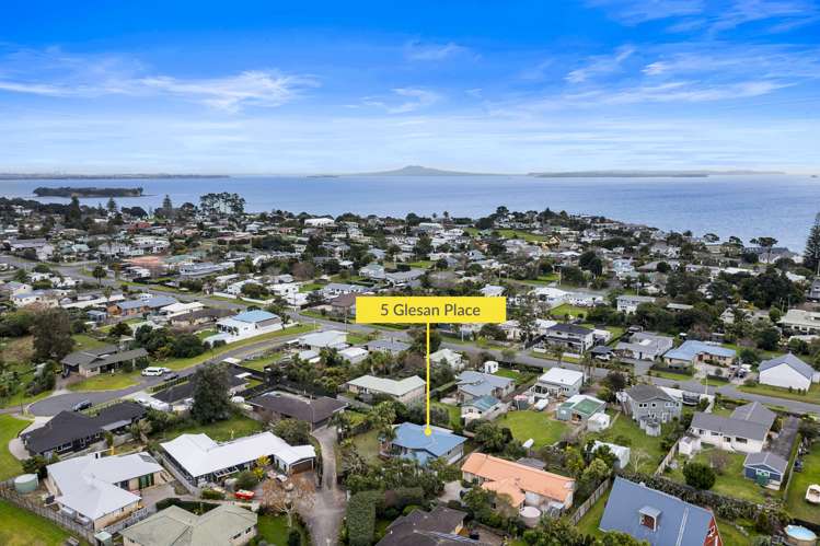 5 Glesan Place Beachlands_28