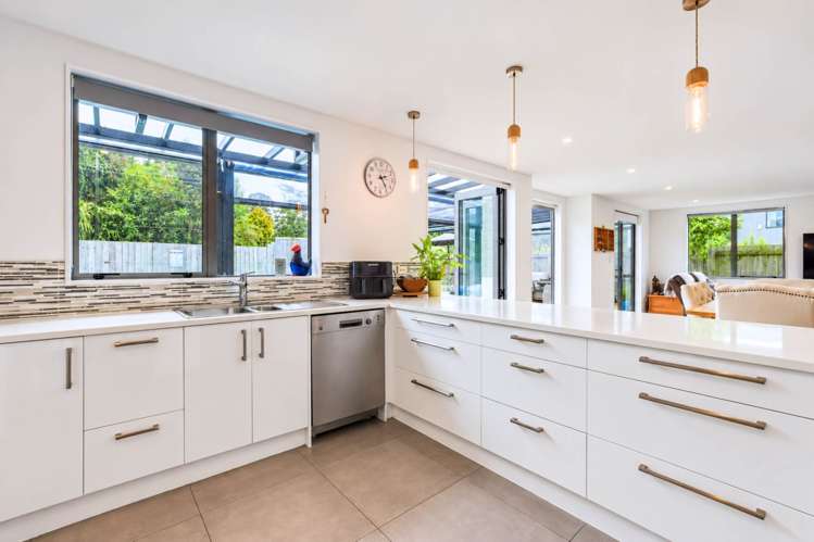 185A Portage Road New Lynn_9