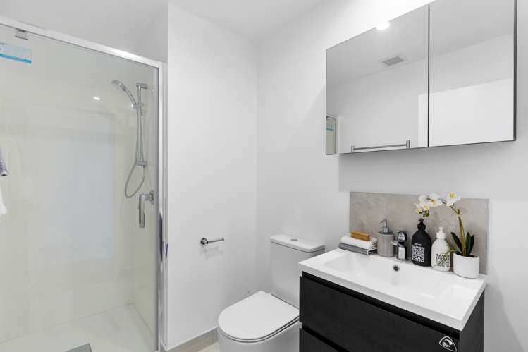 5/11 Ryburn Road Mount Wellington_10