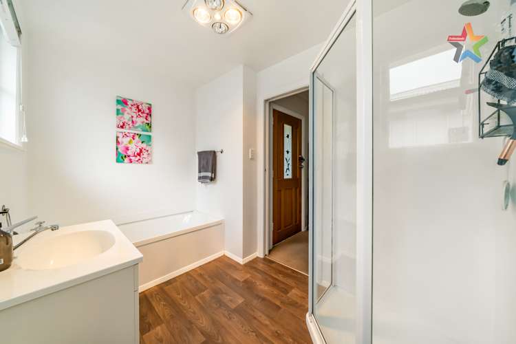 1 Waldie Grove Avalon_18