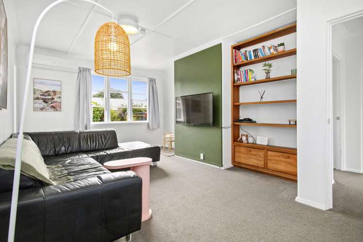 11 Hughes Crescent Taita_2