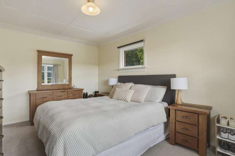 4 Riselaw Road Calton Hill_12