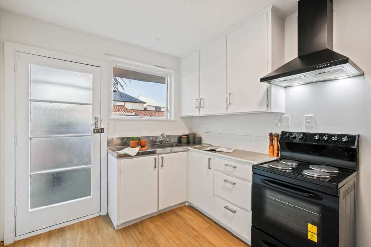 4/359 Worcester Street Linwood_5