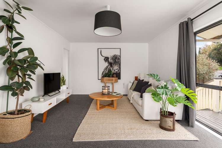 10 James Cook Drive Welcome Bay_9