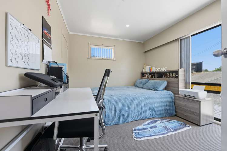 69 Holmes Road Manurewa_12