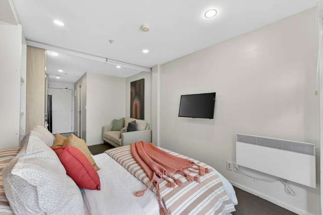 8J/23 Emily Place Auckland Central_3