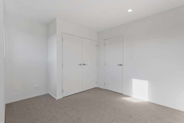 8/58 Waipani Road Te Atatu Peninsula_6