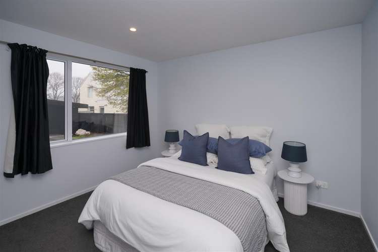 1/16 Strowan Road Strowan_13