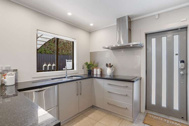 16a Huapai Street Onehunga_15