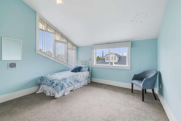 6 Valley Road Northcote_19